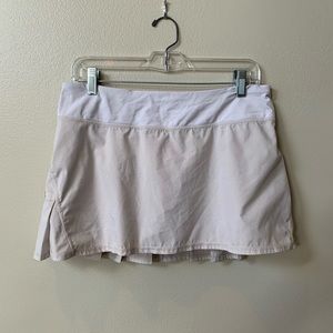 Lululemon Pace Setter skirt, light tan with silver sparkles in fabric